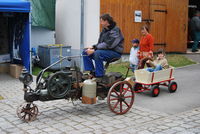 Restaurierter Traktor in Blankenhain…