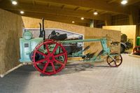 historischer Traktor in Blankenhain…